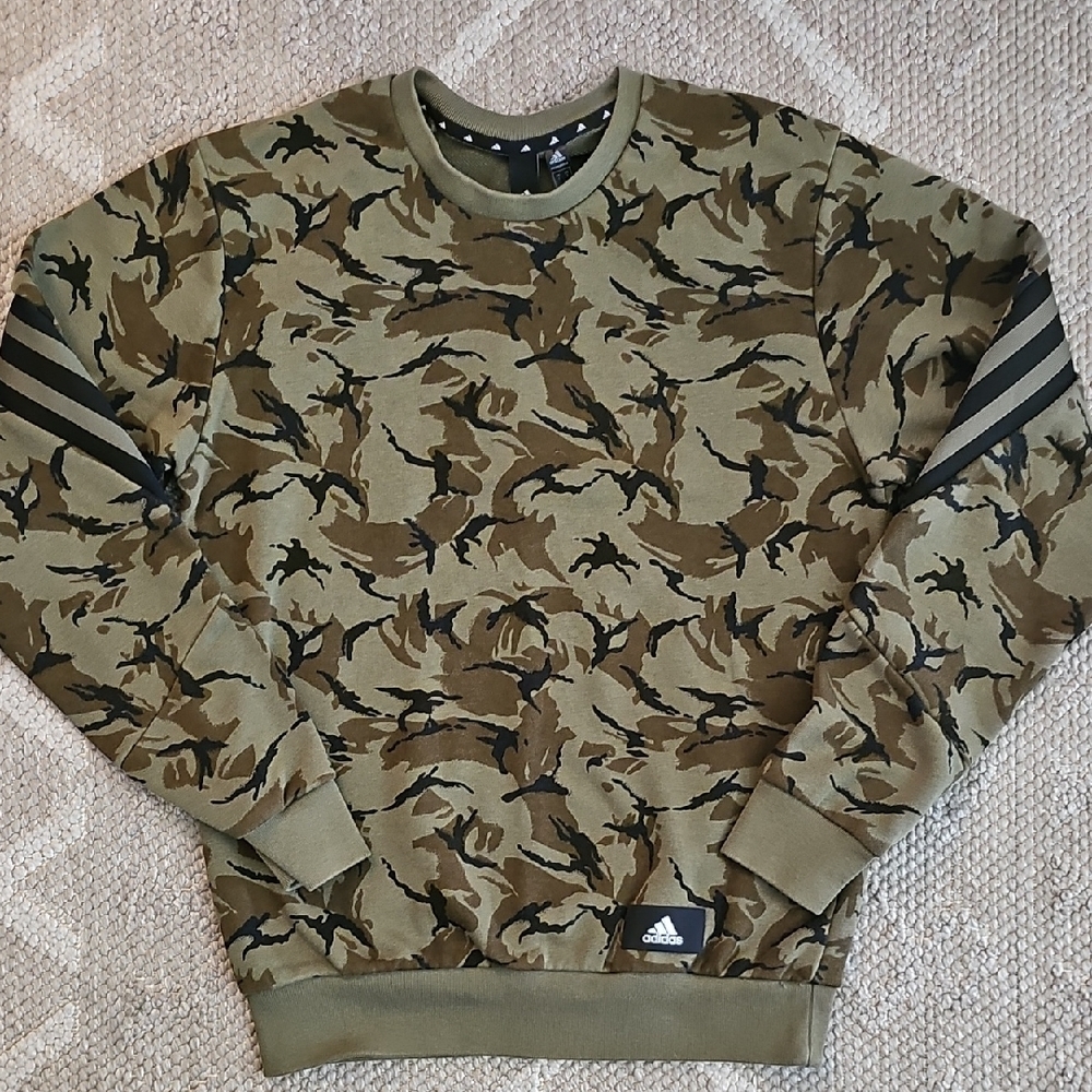 ADIDAS Future Icons Camo Sweatshirt Size Small